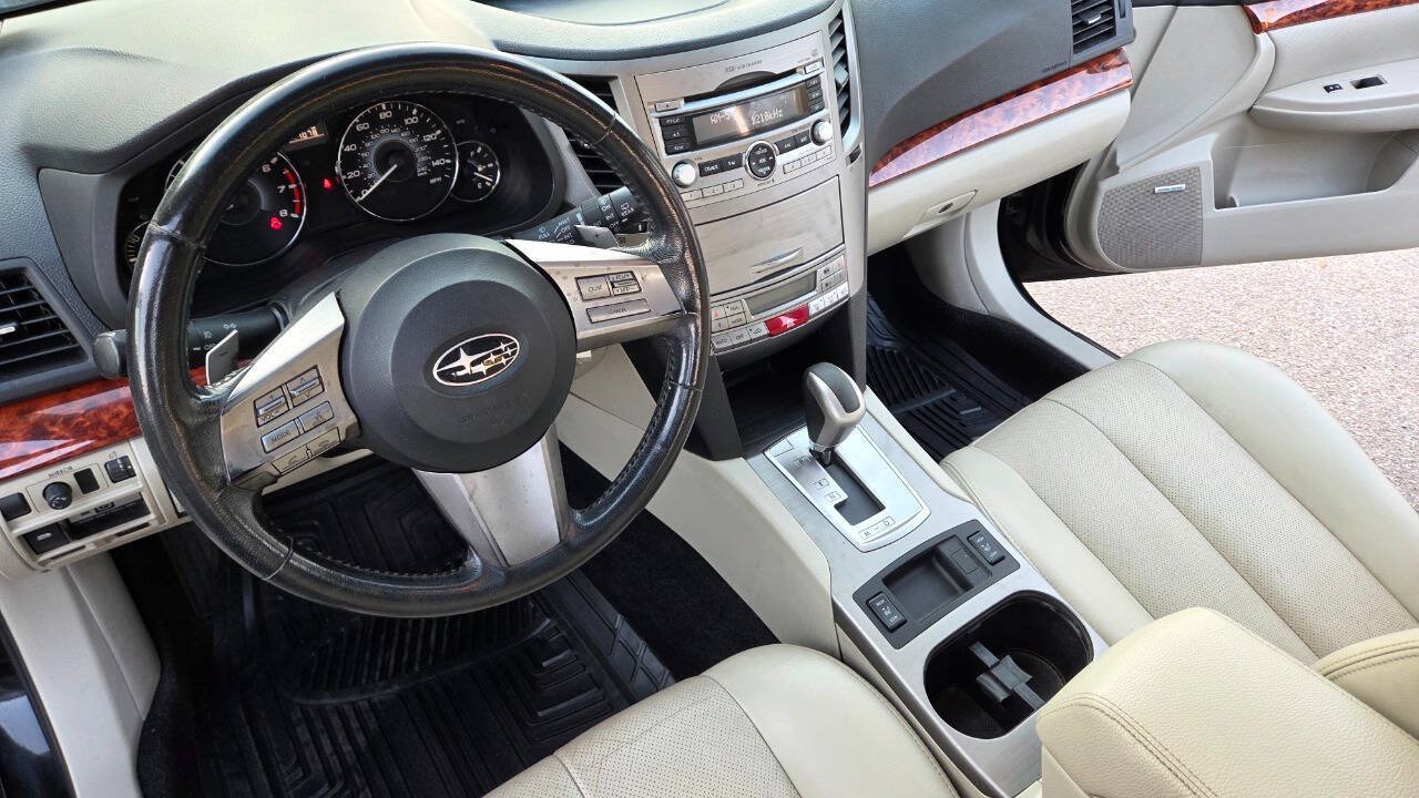 Used 2010 Subaru Outback 2.5i Limited AWD/4WD image 30