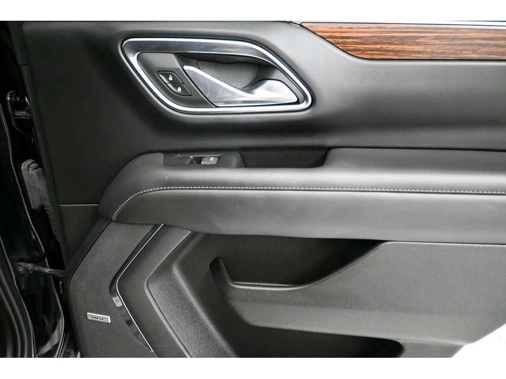 Used 2023 Chevrolet Tahoe High Country AWD/4WD image 19
