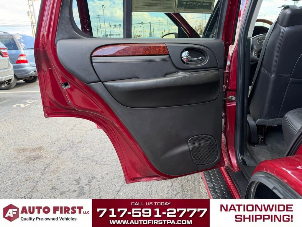 Used 2007 GMC Envoy Denali image 12