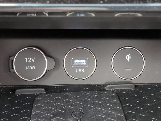 Used 2025 Genesis G70 3.3T Advanced AWD/4WD image 24