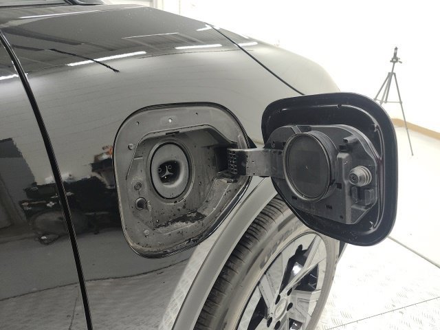 New 2026 Toyota C-HR AWD/4WD image 9