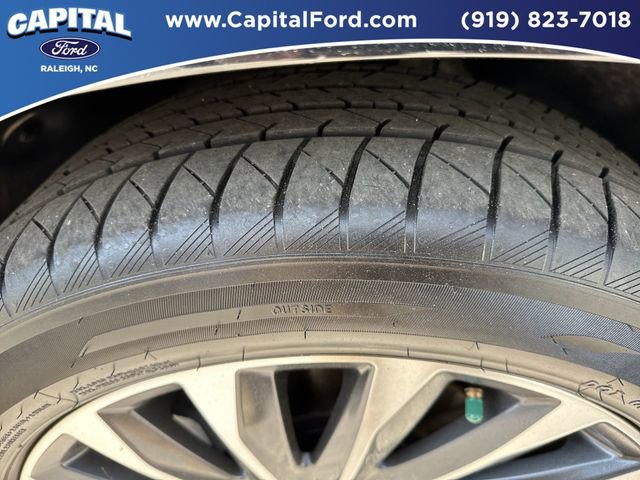 Used 2024 Hyundai Palisade Calligraphy image 13