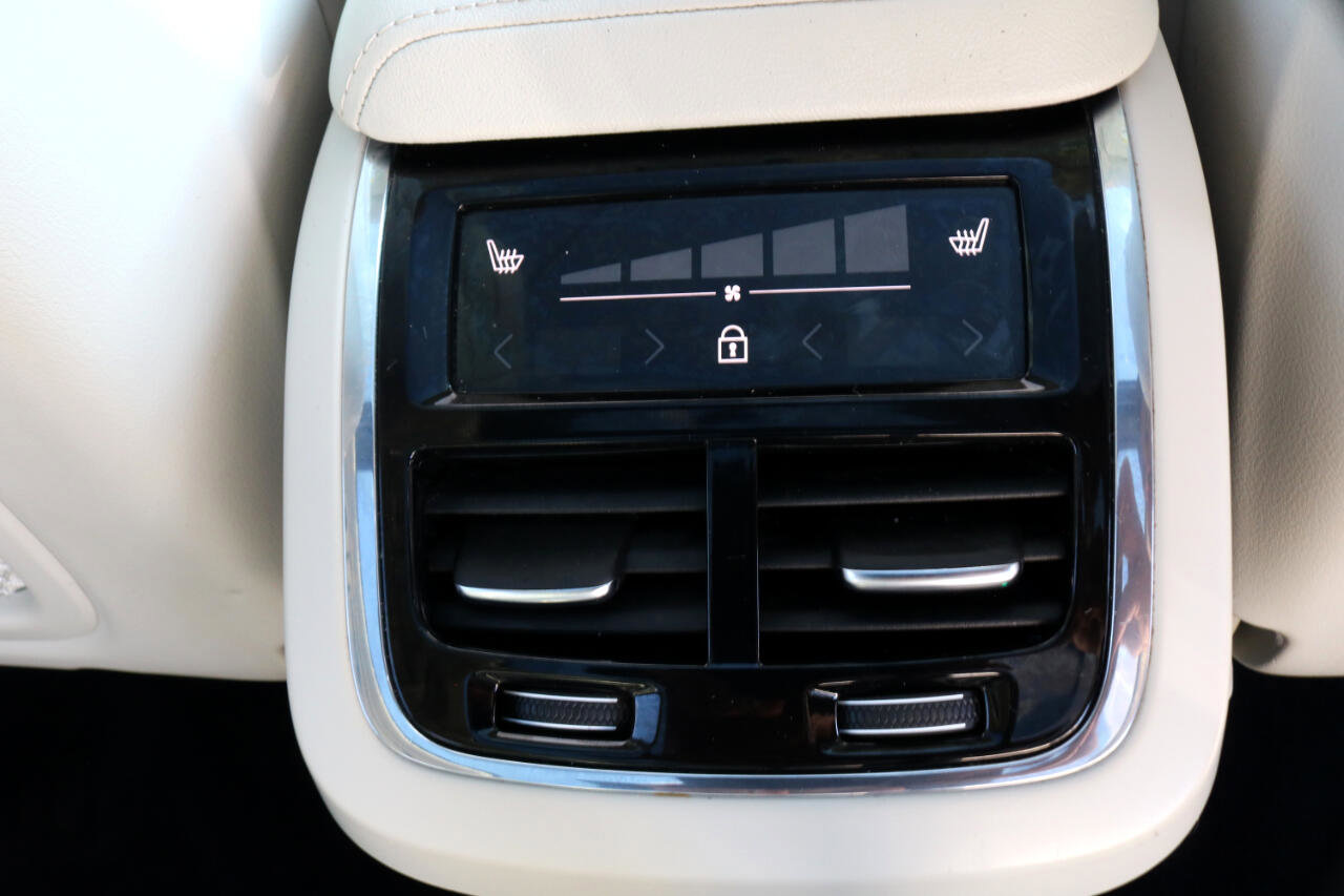 Used 2021 Volvo XC60 T5 Inscription w/ Climate Package image 38