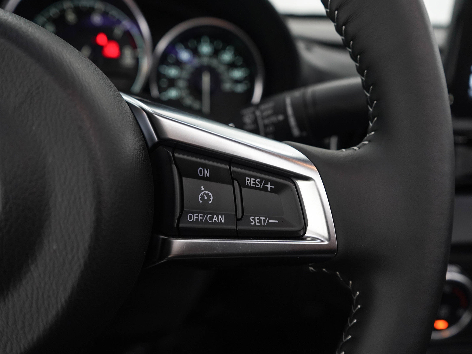 Used 2023 MAZDA MX-5 Miata Grand Touring RWD image 19