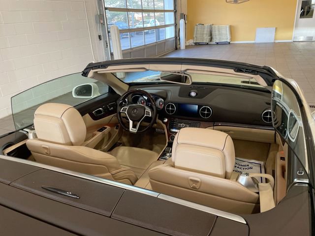 Used 2016 Mercedes-Benz SL 400 image 19