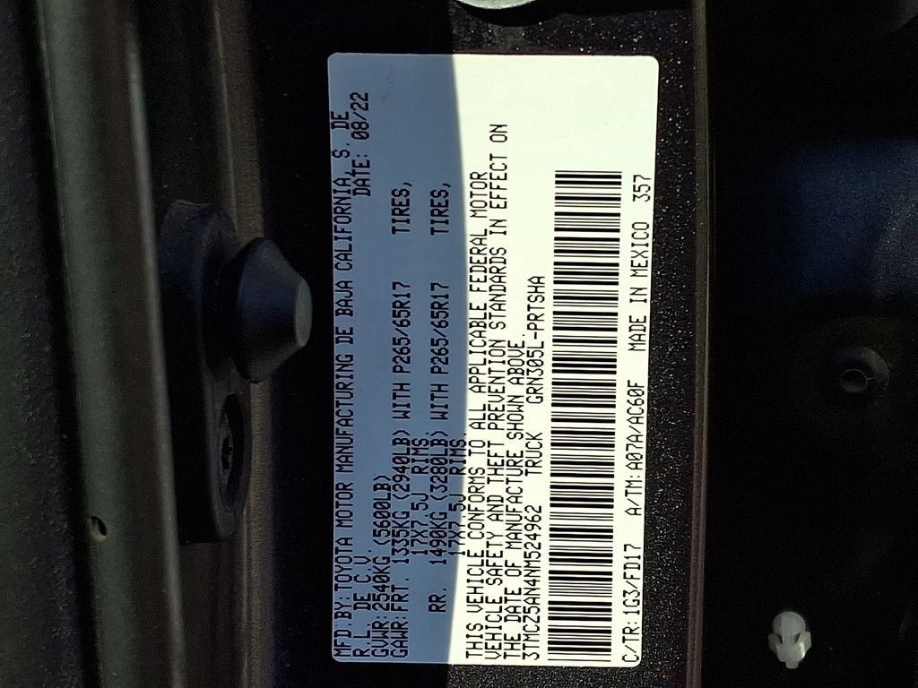 Used 2022 Toyota Tacoma TRD Sport AWD/4WD image 26