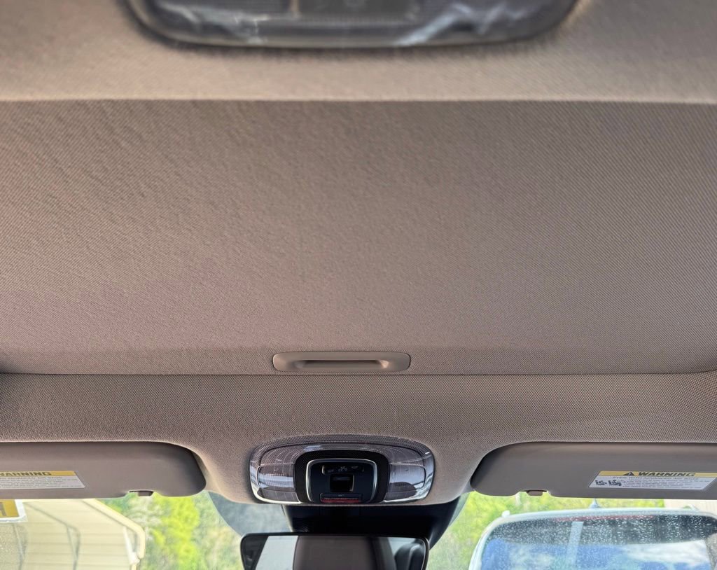 New 2026 Hyundai Elantra Limited image 3