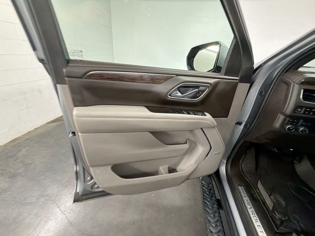 Used 2023 Chevrolet Tahoe Z71 AWD/4WD image 23