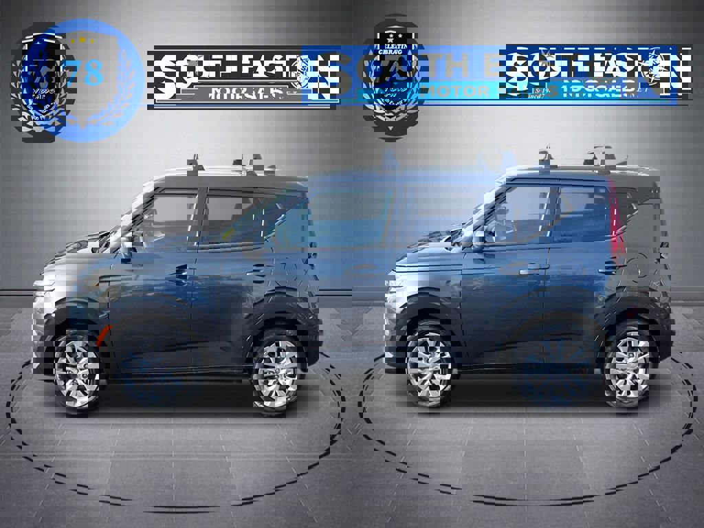 Used 2021 Kia Soul LX image 7