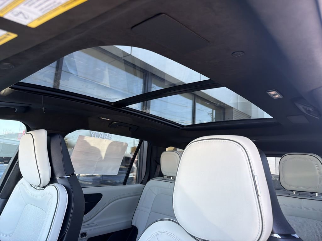 New 2026 Lincoln Aviator Black Label w/ Dynamic Handling Package image 11
