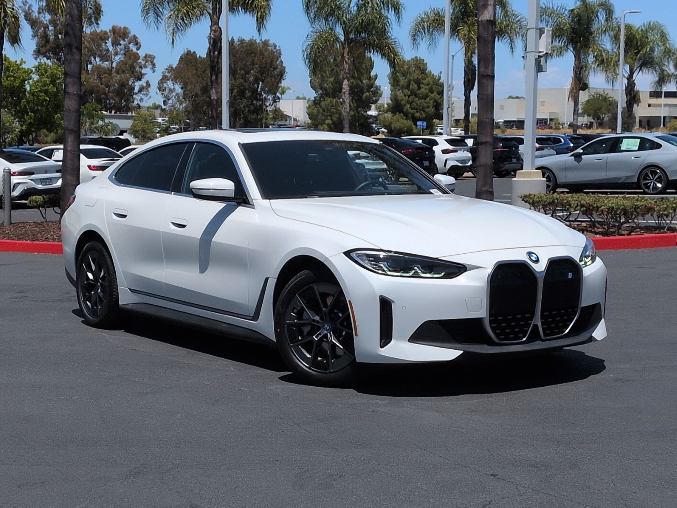 Certified 2024 BMW i4 eDrive35 w/ Convenience Package RWD image 2