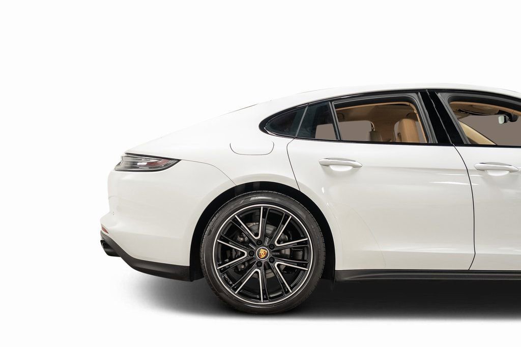 Used 2023 Porsche Panamera Platinum Edition image 26