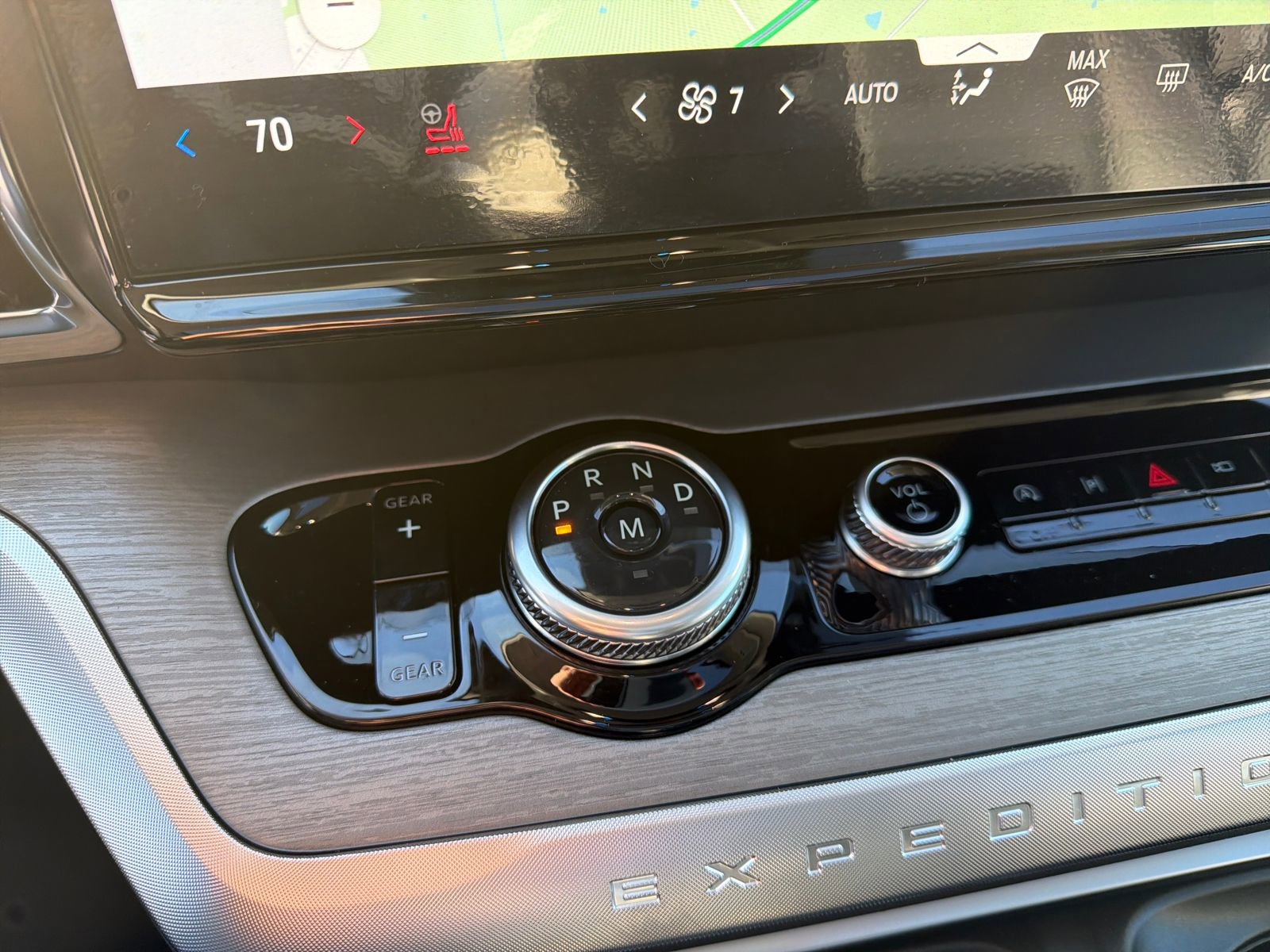 New 2026 Ford Expedition Platinum w/ Driver's Package image 24