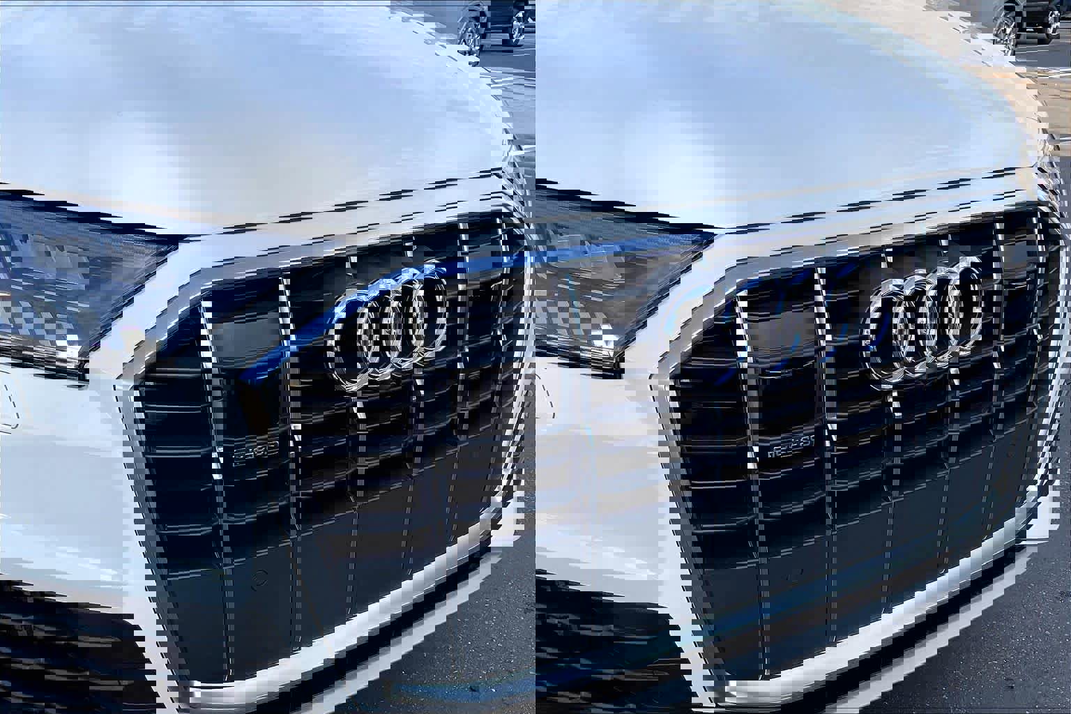 Used 2023 Audi Q7 3.0T Prestige image 32