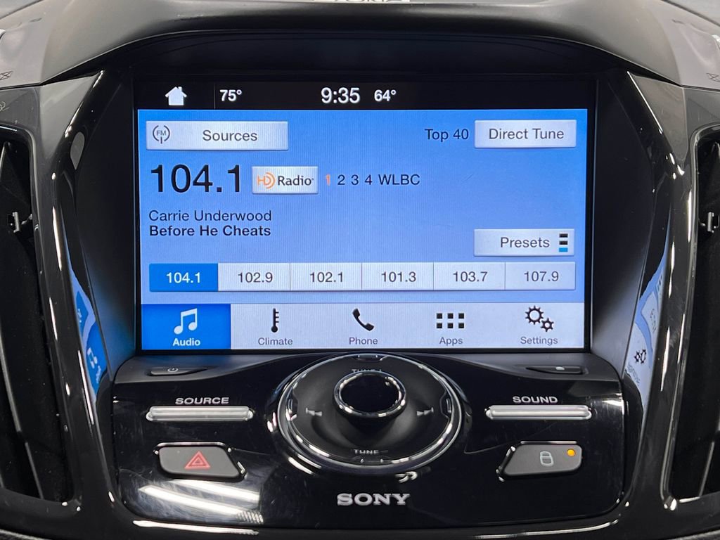 Used 2016 Ford Escape Titanium image 22