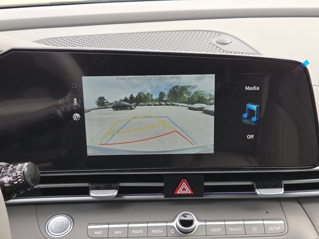 New 2026 Hyundai Elantra SEL FWD image 6