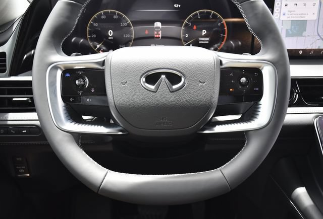 Certified 2026 INFINITI QX80 Luxe w/ Cargo Package RWD image 7