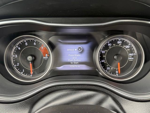 Used 2019 Jeep Cherokee Overland AWD/4WD image 36