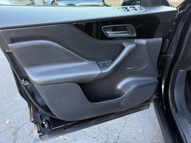 Used 2017 Jaguar F-PACE Premium AWD/4WD image 23