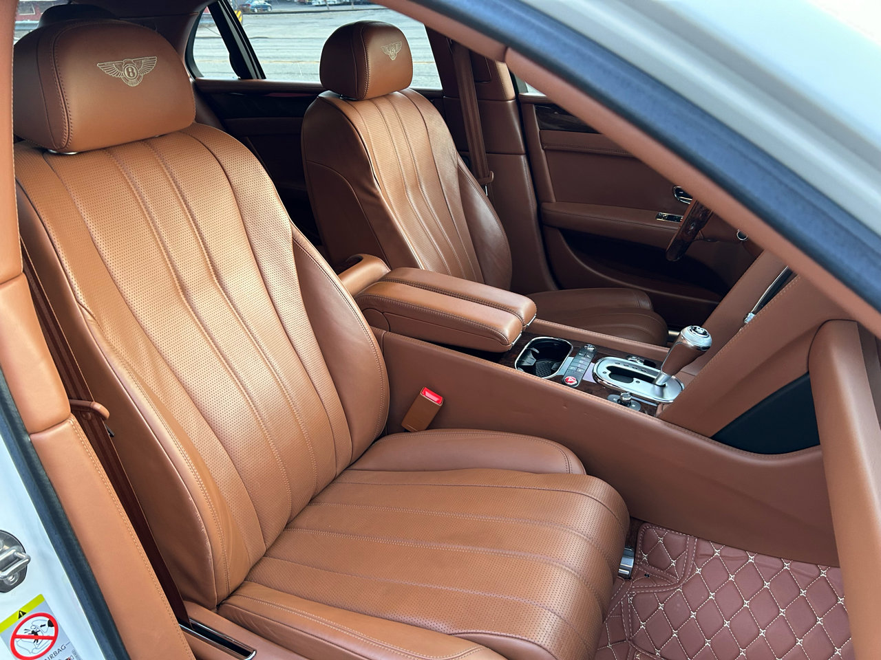 Used 2014 Bentley Flying Spur W12 image 16
