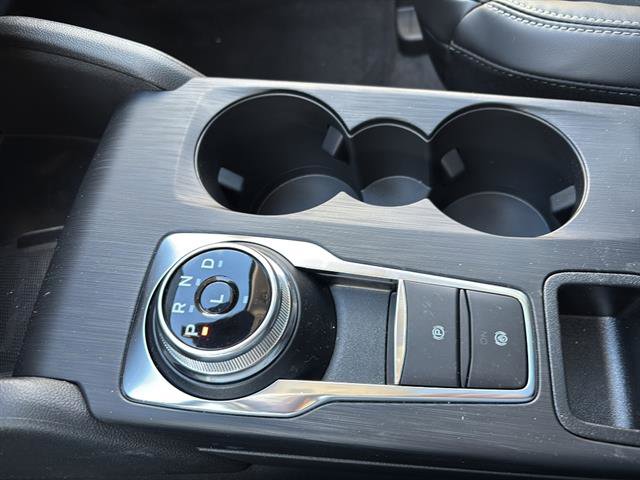 New 2026 Ford Escape Platinum w/ Class II Trailer Tow Package image 24