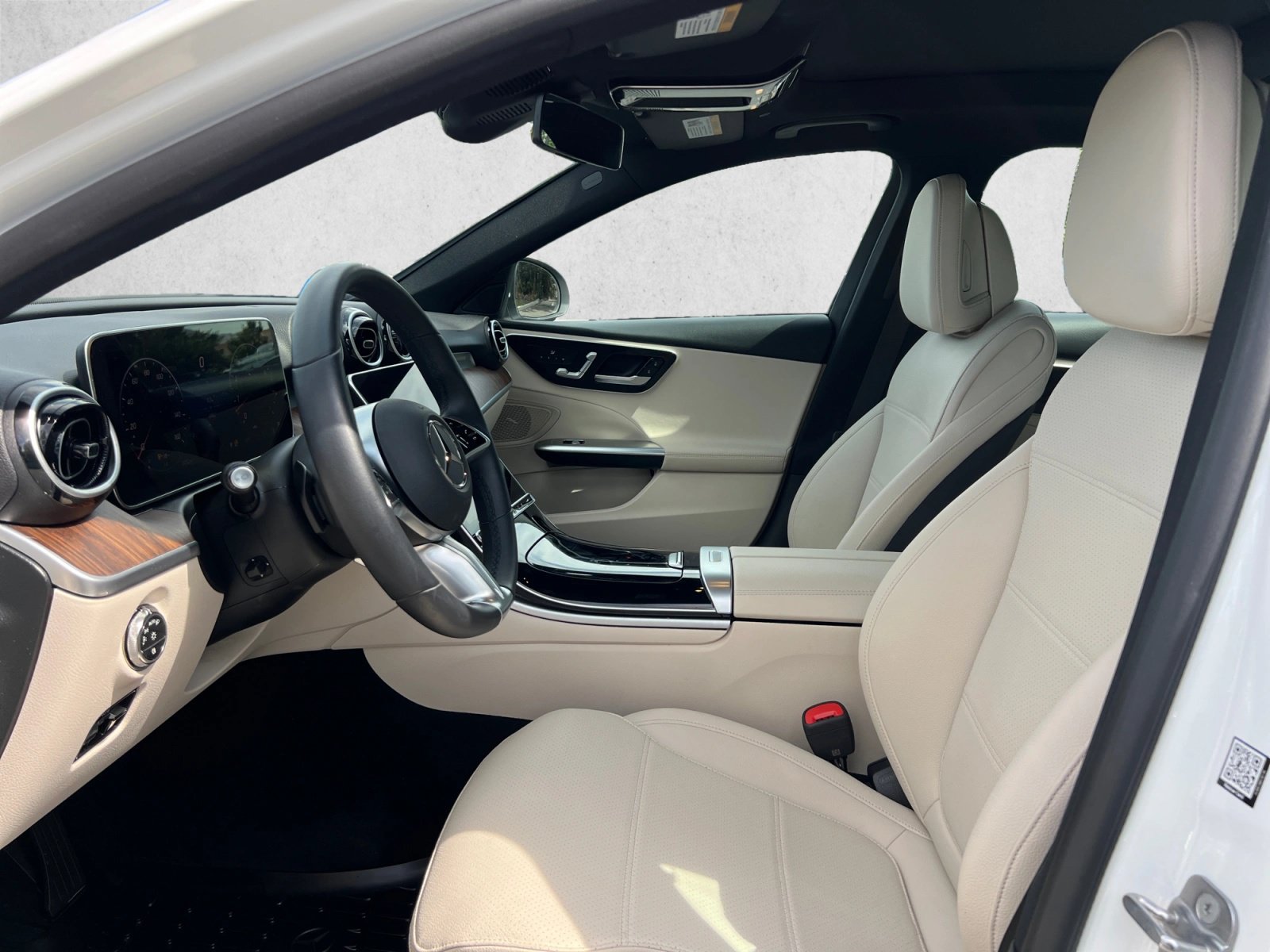 Certified 2026 Mercedes-Benz C 300 4MATIC Sedan image 11