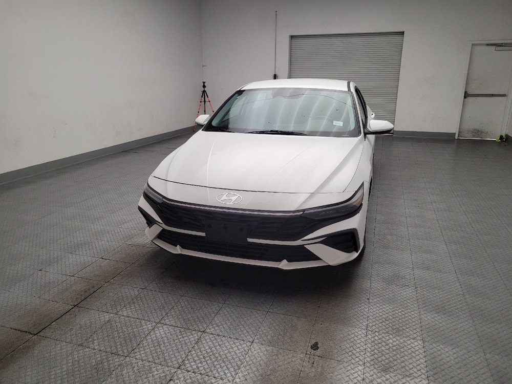 Used 2024 Hyundai Elantra SEL FWD image 15