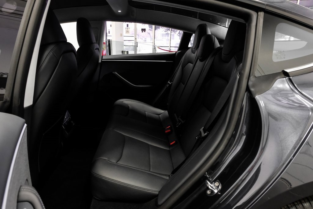 Used 2025 Tesla Model 3 Long Range image 40