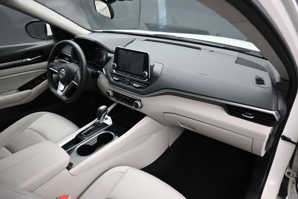 Used 2021 Nissan Altima 2.5 SV FWD image 39