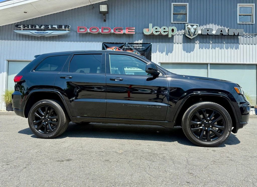 Used 2022 Jeep Grand Cherokee Laredo X
