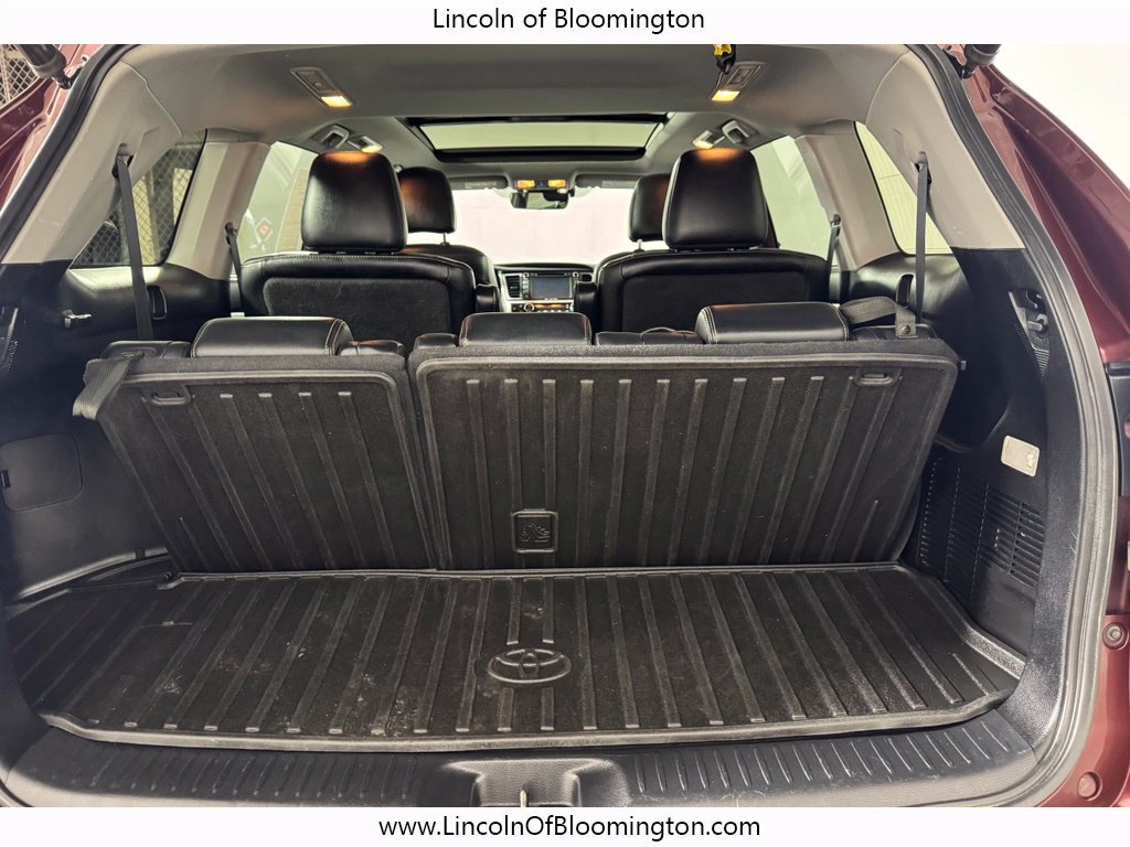 Used 2018 Toyota Highlander Limited Platinum AWD/4WD image 16