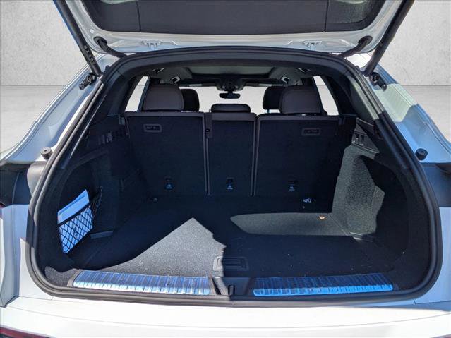 Used 2025 Audi Q5 Premium w/ Convenience Package AWD/4WD image 6