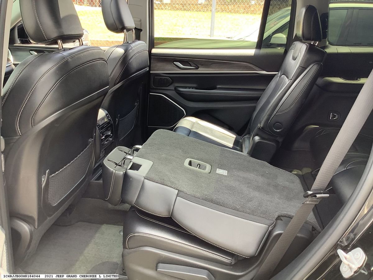Used 2021 Jeep Grand Cherokee L Limited RWD image 9