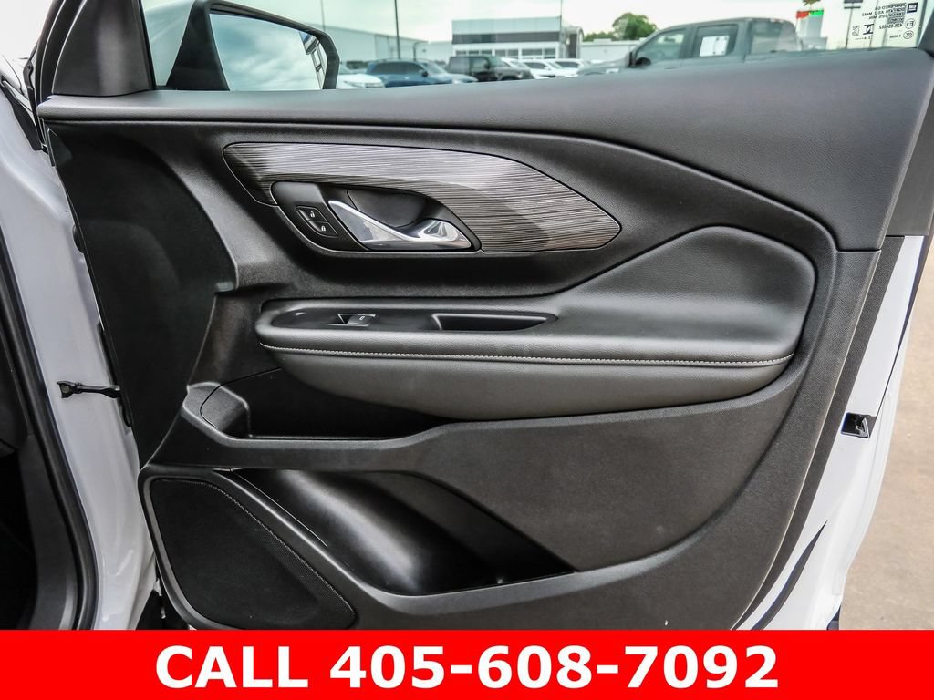 Certified 2024 GMC Terrain SLT AWD/4WD image 80