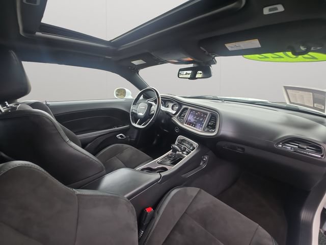 Used 2022 Dodge Challenger R/T w/ Plus Package RWD image 18
