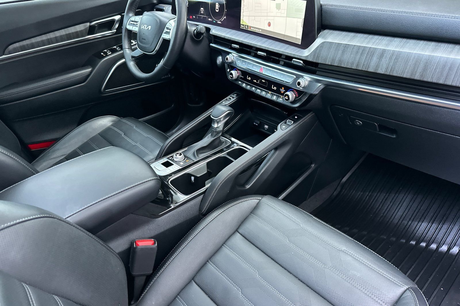 Used 2025 Kia Telluride SX Prestige AWD/4WD image 18