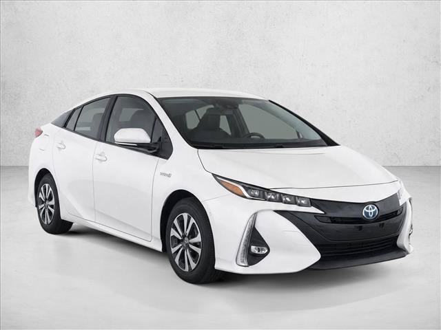 Certified 2018 Toyota Prius Prime Advanced FWD image 3