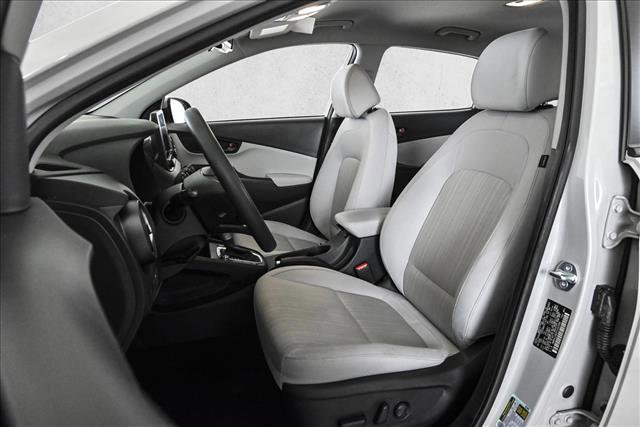 Used 2023 Hyundai Kona SEL image 17