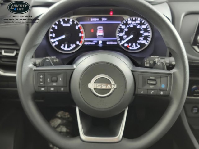 Used 2024 Nissan Rogue SV AWD/4WD image 29