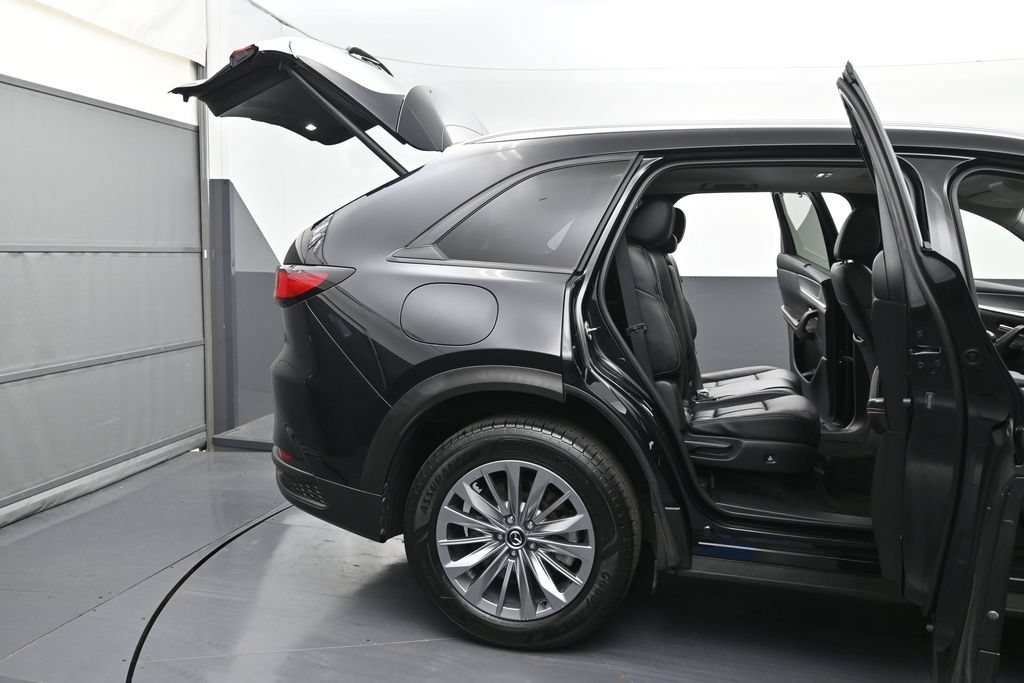 Used 2024 MAZDA CX-90 Plug-In Hybrid w/ Preferred AWD/4WD image 10
