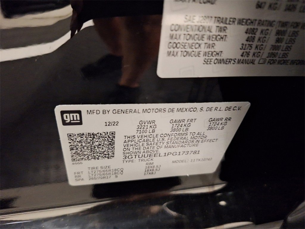 Used 2023 GMC Sierra 1500 AT4 w/ AT4 Preferred Package image 34