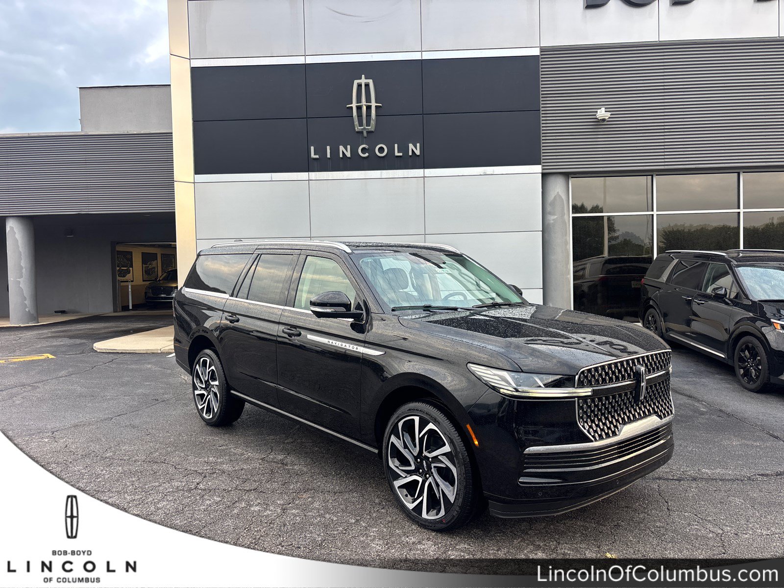 New 2027 Lincoln Navigator L Reserve AWD/4WD image 1