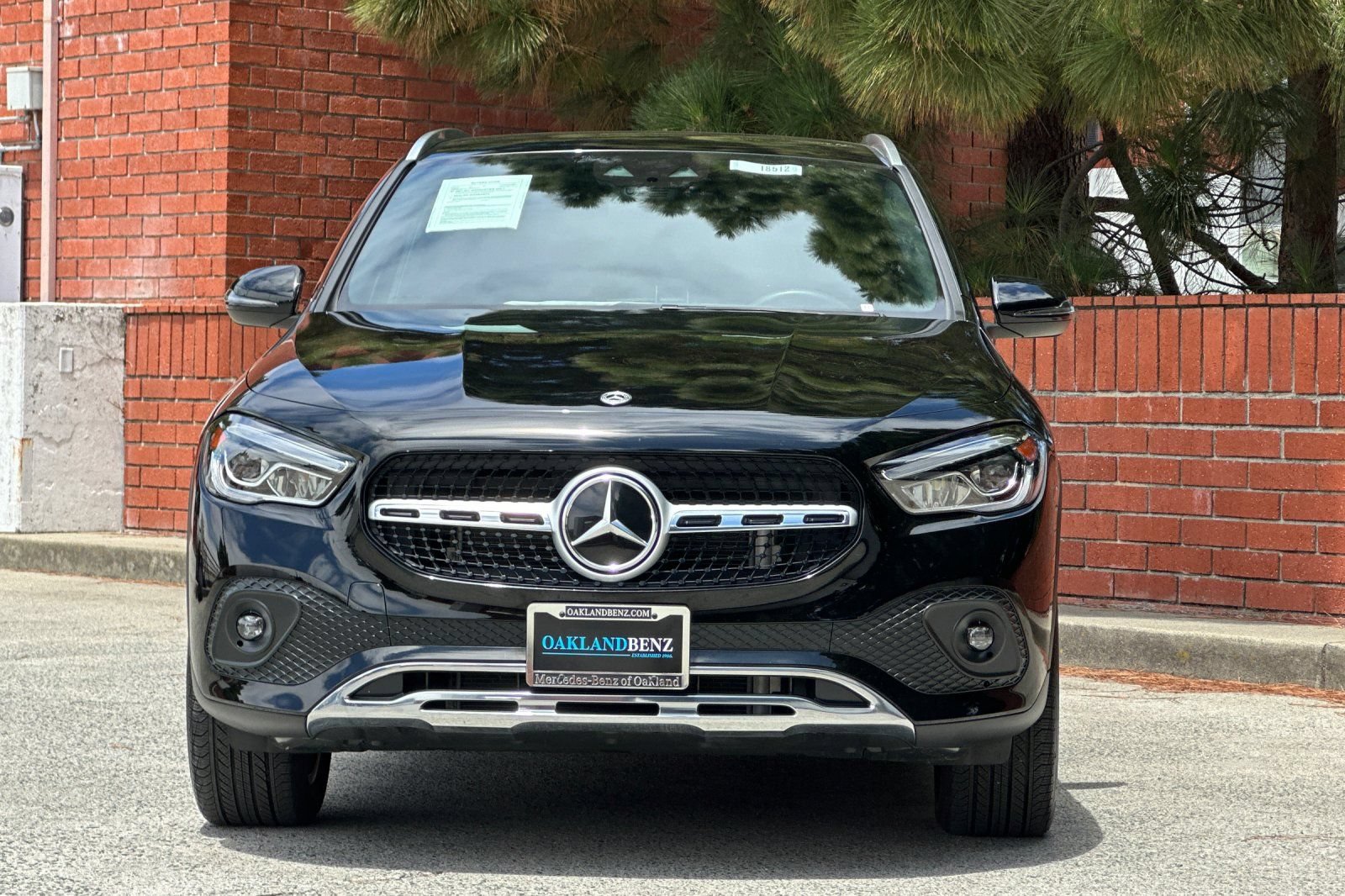 Certified 2023 Mercedes-Benz GLA 250 w/ Premium Package image 9