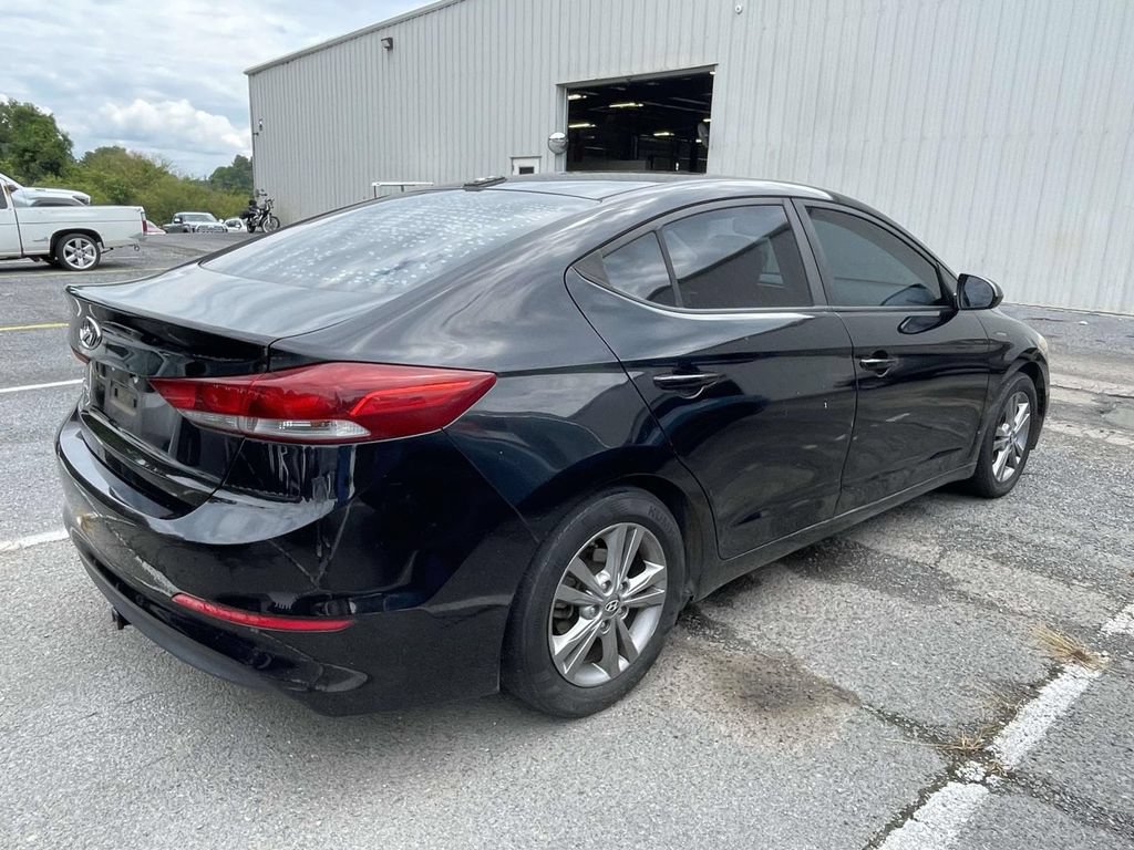 Used 2018 Hyundai Elantra Value Edition FWD image 2