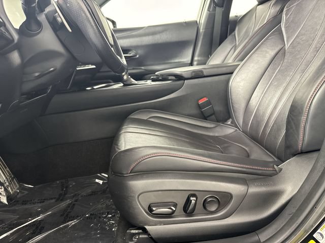 Used 2019 Lexus UX 200 F Sport FWD image 22