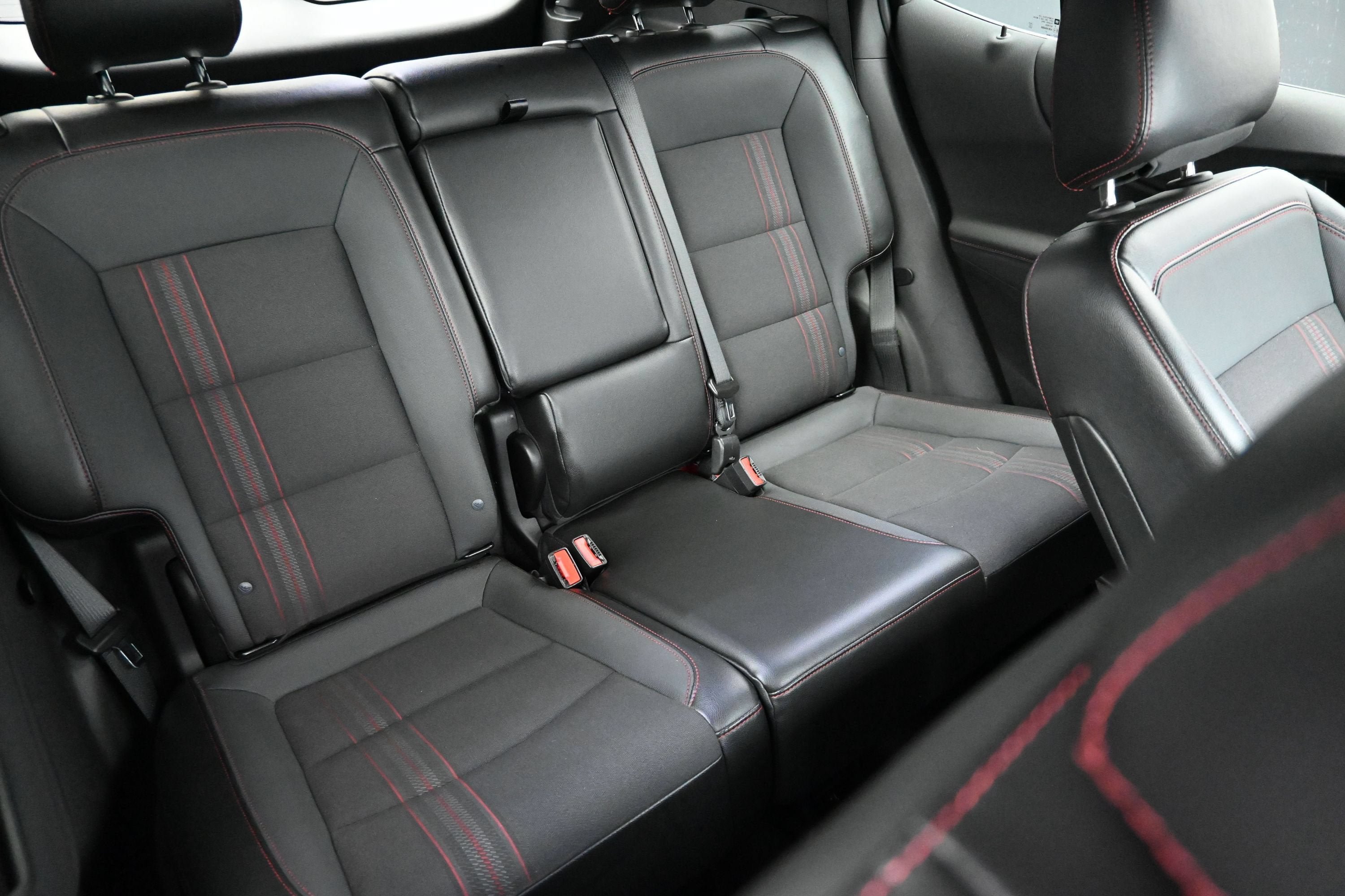 Certified 2023 Chevrolet Equinox RS FWD image 30