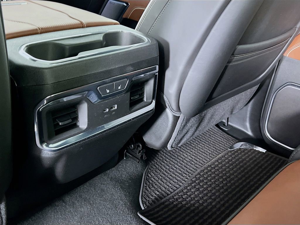Certified 2025 GMC Sierra 2500 Denali Ultimate image 26