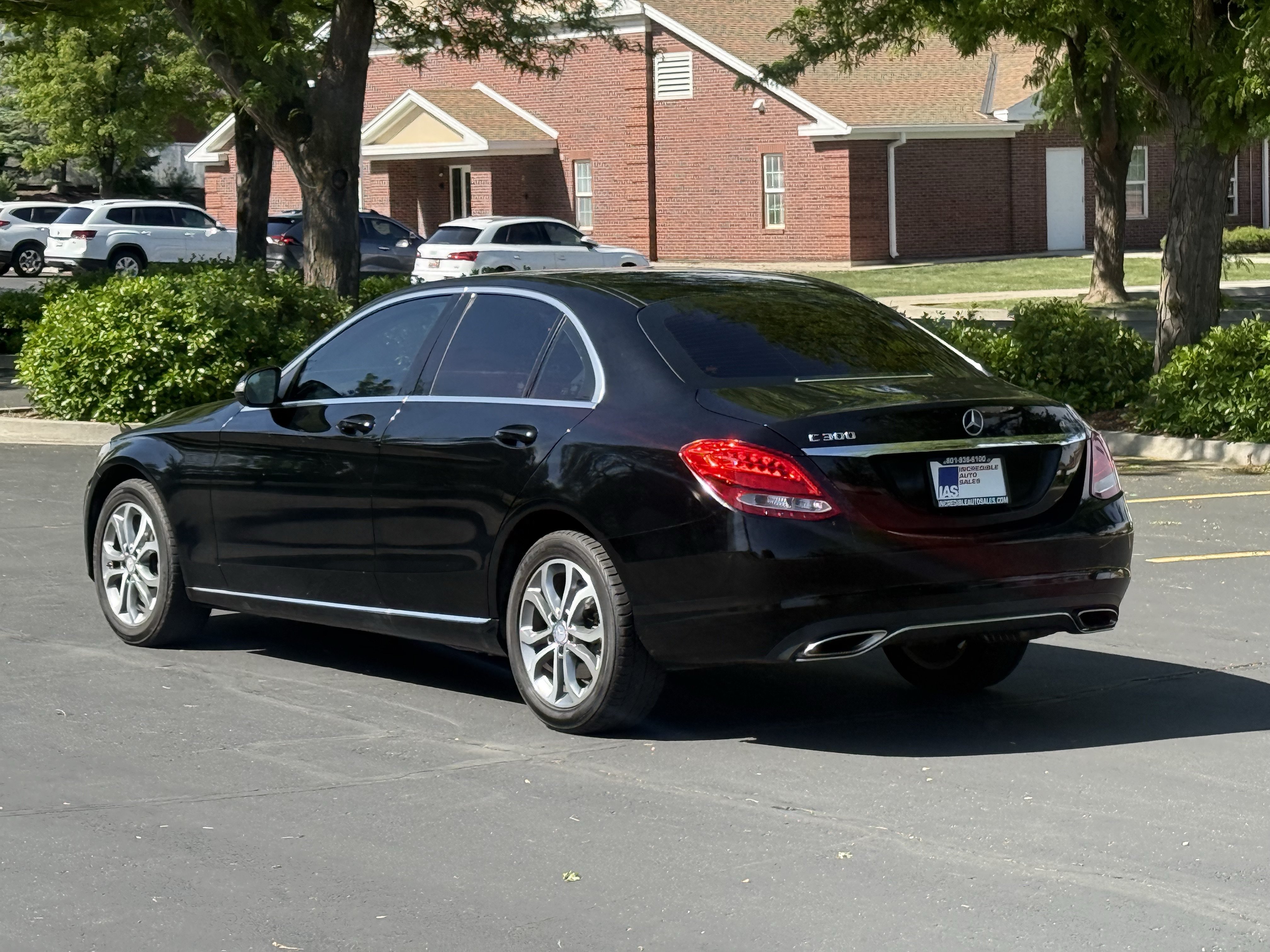 Used 2015 Mercedes-Benz C 300 4MATIC Sedan image 6