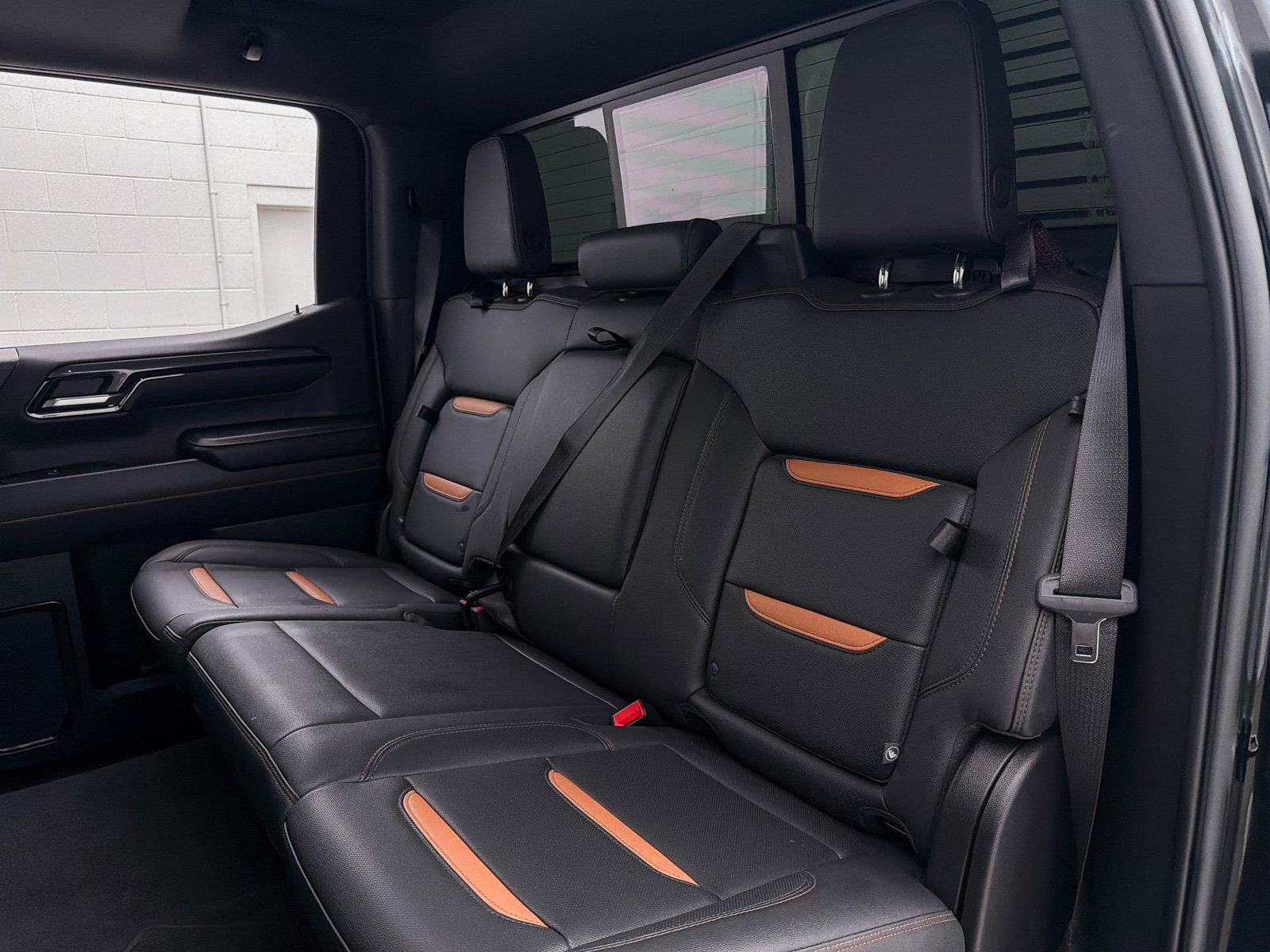 Used 2024 GMC Sierra 1500 AT4 w/ Technology Package image 28