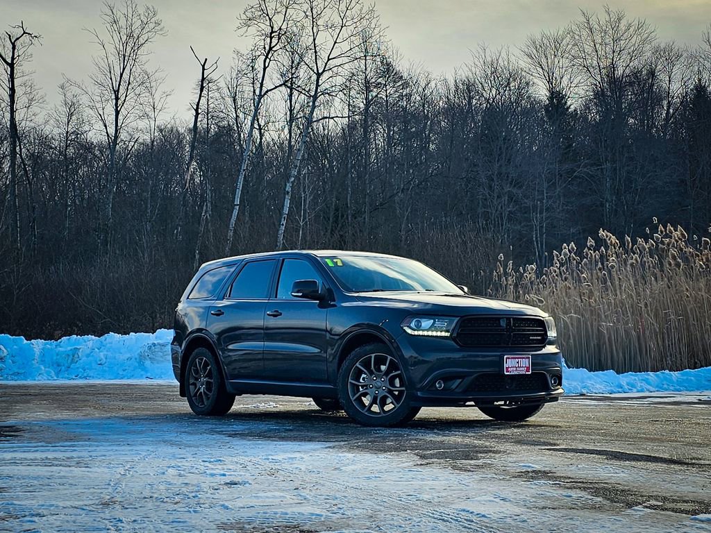 Used 2017 Dodge Durango R/T w/ Technology Group image 2